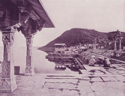 Marble Ghat, Rainuggur, Oodeypore (foto a p/b) de (after) English photographer