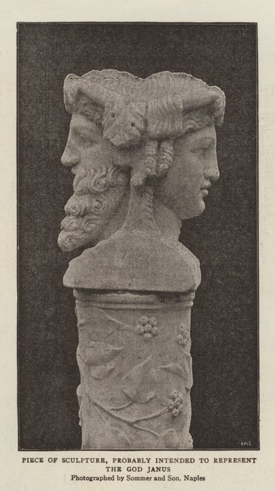 Pedaço de Escultura, provavelmente destinado a representar o Deus Janus (foto a p/b) de (after) English photographer