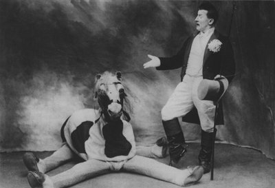 Footit and his Horse (foto a p/b) de (after) French Photographer