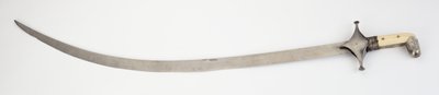 Shamshir, sabre (aço wootz, ferro, marfim, prata, latão e adesivo) de (attr.to) Persian School