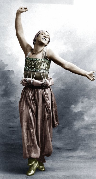 Vaslav Nijinsky em traje para Sheherazade de A. Bert