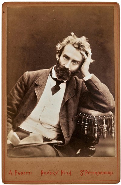 Retrato de Nicholas Miklouho-Maclay (1846-1888) - Nikolai Mikloukho-Maklai - etnólogo, antropólogo e biólogo ucraniano-russo. Estúdio fotográfico A. Pasetti State Museu ao ar livre Spasskoye-Lutovinovo de A. Pasetti Photo Studio