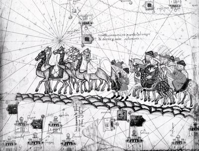 Ms Esp 20 painel 4, Mercadores viajando para Cathay, China, seguindo os passos de Marco Polos, detalhe mostrando a família de Marco Polo viajando de caravana de camelos, do Atlas catalão publicado por Charl de Abraham Cresques