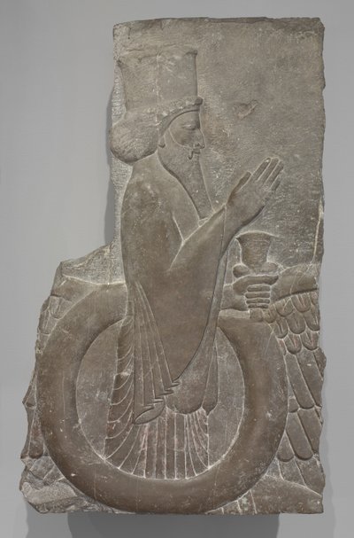 Ahuramazda no Disco Alado, Persepolis, 486-460 a.C. (calcário) de Achaemenid