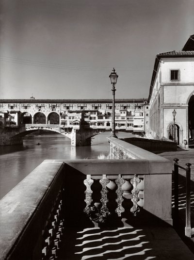 Ponte Vecchio, Florença, Itália, c.1955 (foto a p/b) de Achille Villani