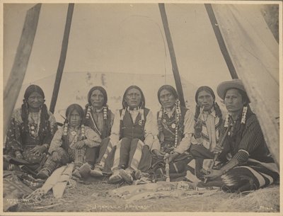 Jicarilla, Apaches de Adolph F. Muhr