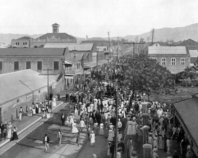 King Street olhando para o norte, Kingston, Jamaica, c1905. de Adolphe Duperly and Son