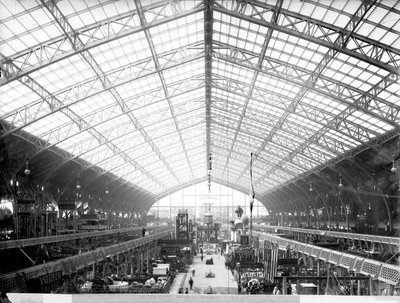 Hall de Máquinas, Exposição Universal, Paris, 1889 de Adolphe Giraudon
