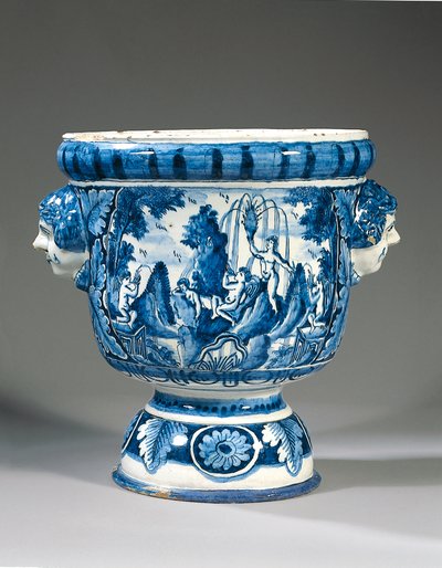 Urna de jardim com pedestal mitológico de duas alças azul e branca Delft de Adriaen (fl.1868 d.1701) (attr.to) Kocks