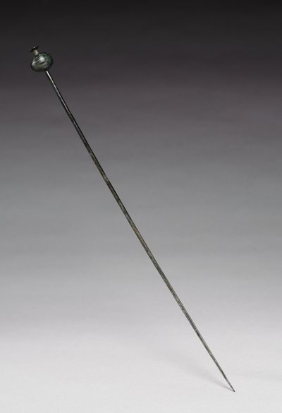 Alfinete de vestuário, c.1400 aC (bronze fundido e forjado) de Age Bronze