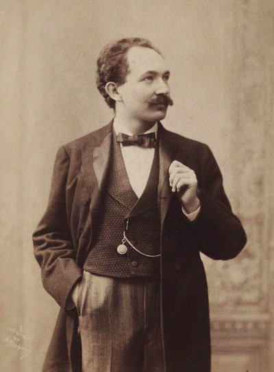 Retrato do pianista e compositor Leopold Godowsky 1870-1938, c. 1895. de Aime Dupont