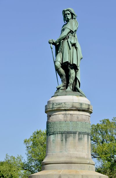Estátua colossal de Vercingetorix (72-46 a.C.), líder galego - Escultura de Millet Aime (1819-1891) 6,60 m de altura erige em 1865 na parte oeste do Mont Auxois (base 7 m de altura por Viollet Le Duc) Alise Sainte Reine 1865 de Aime Millet