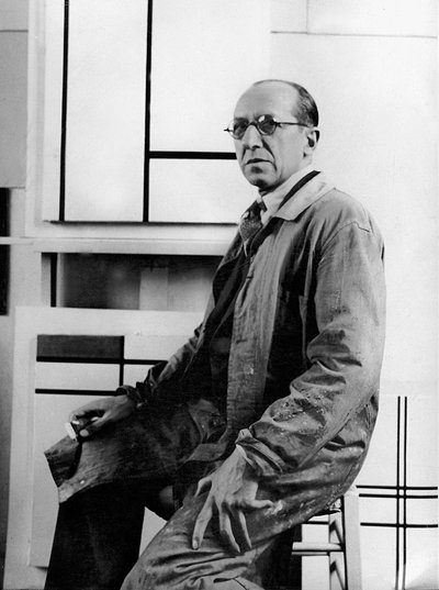 Piet Mondrian no seu estúdio na 26 avenue du Depart de Albert Eugene Gallatin