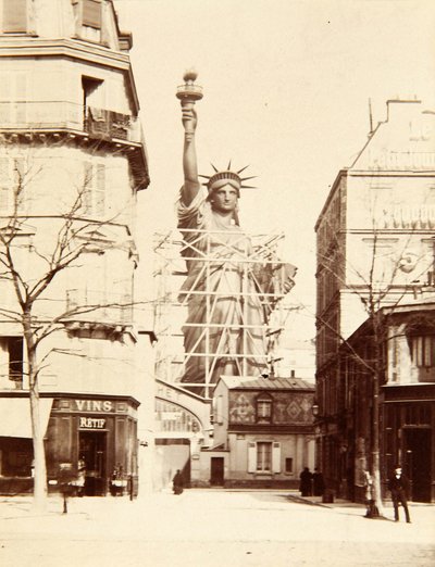 Montagem da Estátua da Liberdade, Paris 1883 de Albert Fernique