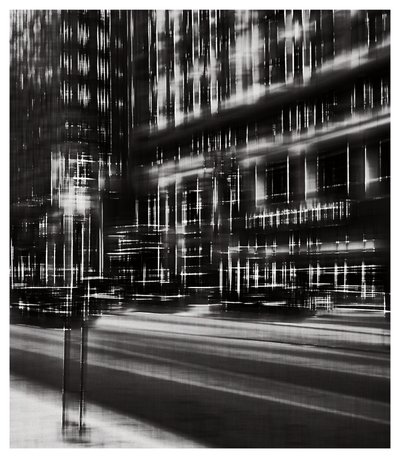 street in musical notation, 2019 (fotografia) de Alex Caminker