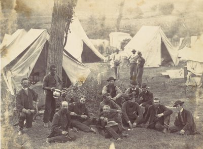 Grupo na Sede do Exército do Potomac, Antietam, outubro de 1862, 1862. de Alexander Gardner
