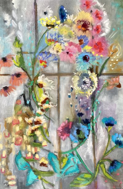 Flores vibrantes na janela de Alexandra Higgins