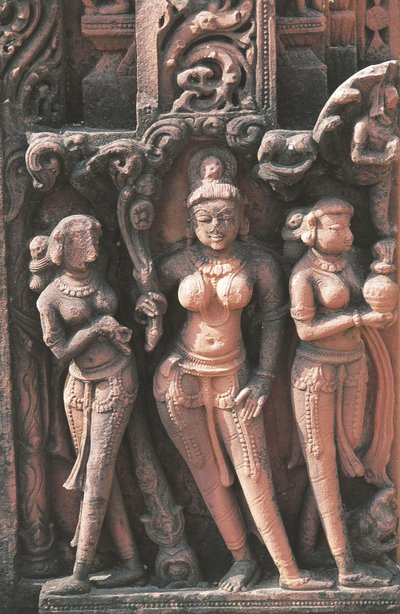 Escultura representando figuras femininas, Templo Jain No 16, Deogarh, Uttar Pradesh, Índia, 8º-17º século. de Nicolas Toussaint Charlet