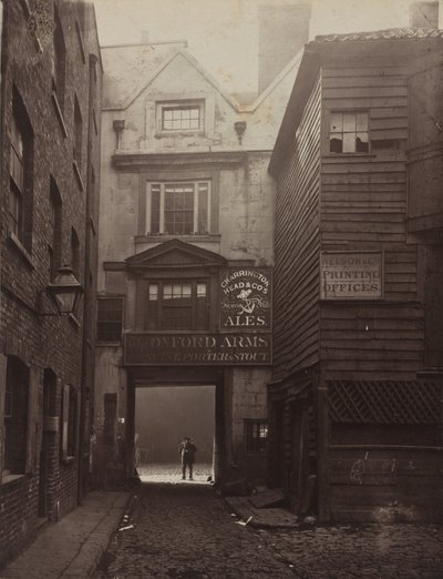The Oxford Arms, Warwick Lane, 1875 (foto) de Alfred & Bool John Bool