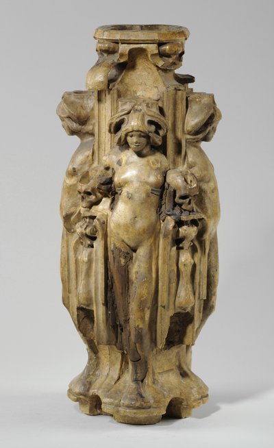 Um dos 9 maquetes para a Chaminé Sam Wilson, c.1908-14 (gesso e goma-laca) (ver também 876009-10) de Alfred Gilbert