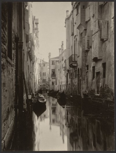 Um canal veneziano de Alfred Stieglitz