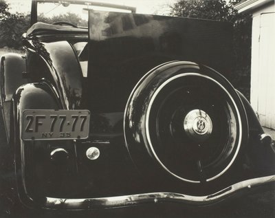 Carro 2F-77-77, 1935. de Alfred Stieglitz