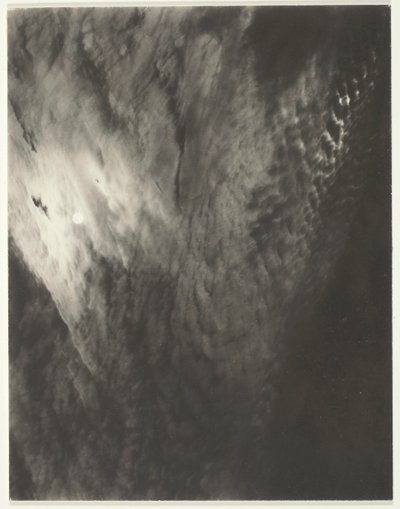 Equivalente, de Set A Third Set, Print 7, 1929. de Alfred Stieglitz