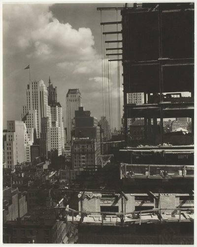 De minha janela em um lugar americano, norte, 1931. de Alfred Stieglitz