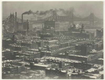 Do quarto 3003 - The Shelton, Nova York, Looking Northeast, 1927. de Alfred Stieglitz