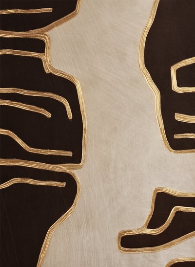 Contornos elegantes em ouro de Alma