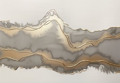 Montanhas Abstratas Douradas de Alma