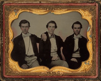 Retrato de três rapazes de American 19th Century
