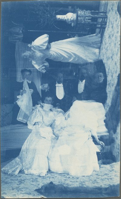 Sem título (Dupla exposição de várias pessoas no interior) de American 19th Century