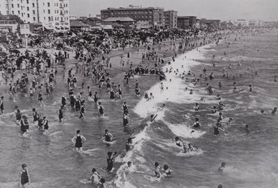 Califórnia: Veneza, um popular resort de praia durante todo o ano perto de Los Angeles (foto a p/b) de American Photographer (after)