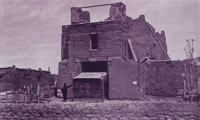 Antiga Igreja de São Miguel, Santa Fé, NM, construída de Adobe em 1550 (foto a p/b) de American Photographer (after)