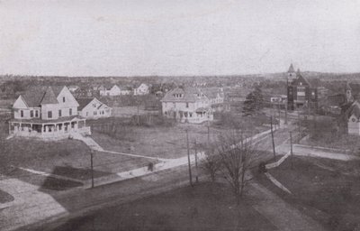 Old Orchard Beach, Maine: Olhando para o interior da Casa do Velho Pomar (foto a p/b) de American Photographer (after)