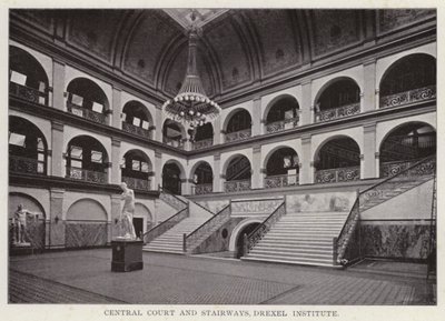 Philadelphia: Tribunal Central e Escadas, Instituto Drexel (foto a p/b) de American Photographer (after)