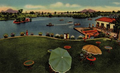 Phoenix, Arizona: Em Encanto Park (foto) de American Photographer (after)