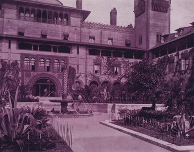 Hotel Ponce De Leon, St Augustine, Florida (foto a p/b) de American Photographer (after)