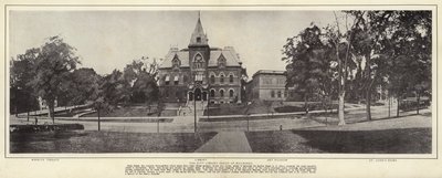 Springfield, Massachusetts: The City Library Group of Buildings (foto a p/b) de American Photographer (after)