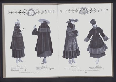Espalhamento de duas páginas do The The Theater of Fur Fashion (foto a p/b) de American Photographer (after)