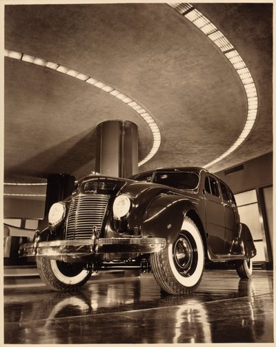 Chrysler Airflow Four Door Sedan, pub. 1937 (foto sépia) de American Photographer