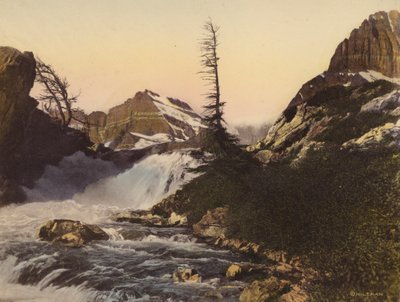 Parque Nacional Glaciar: Cataratas McDermott e Montanha Gould (foto colorida) de American Photographer