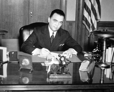J. Edgar Hoover (1895-1972) 1935 (foto a p/b) de American Photographer
