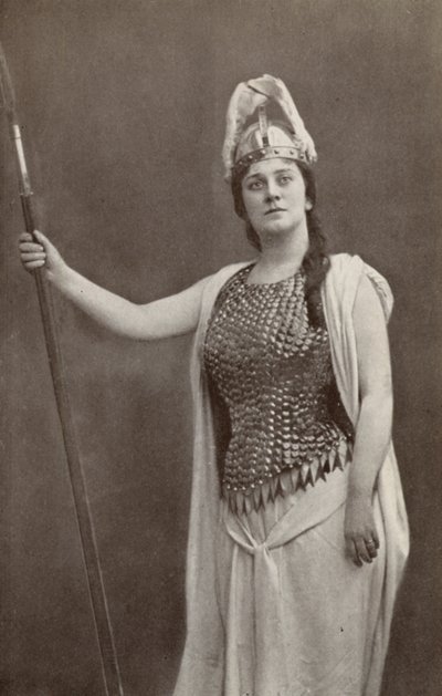 Lillian Nordica, no papel de Brunnhilde, em "Die Walkure" (fotografia a preto e branco) de American Photographer