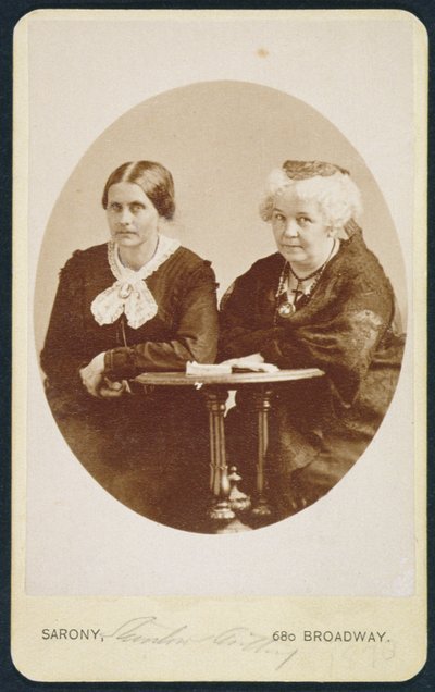 Retrato de Elizabeth Cady Stanton (1815-1902) e Susan B. Anthony (1820-1906), c.1880 de American Photographer