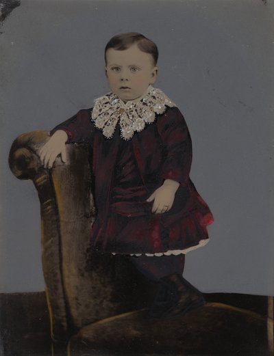 Retrato de um rapaz, década de 1880 (foto) de American Photographer