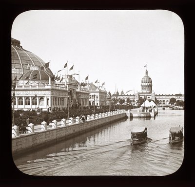 Worlds Columbian Exposition: Edifício Horticultural e Illinois State Building, Chicago, 1893 (lanterna) de American Photographer