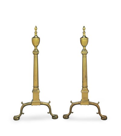 Um par de andirons Chippendale, Filadélfia ou Nova York, 1780-1800 de American School