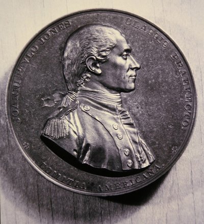 Medalha comemorativa de John Paul Jones, após um retrato de Jean-Antoine Houdon de American School